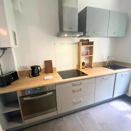 Le Grand Cerf - - Gare Apartment *