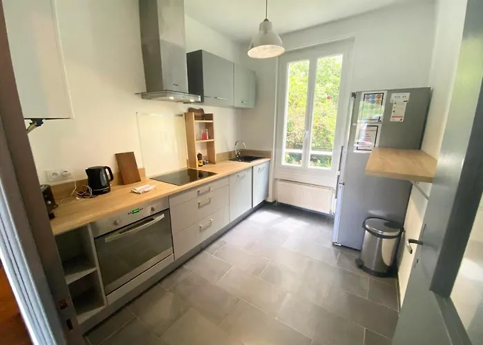 Le Grand Cerf - - Gare Apartment *